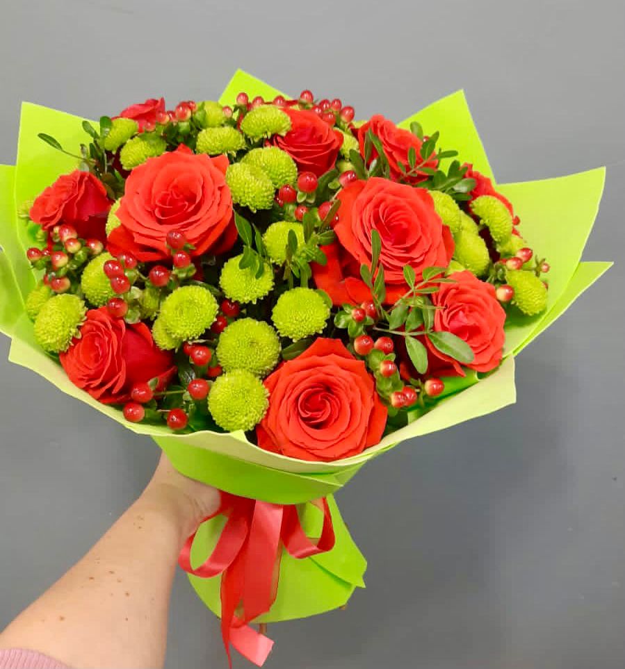 Букет цветов из: Хризантемы и Розы в Станционно-Ояшинском