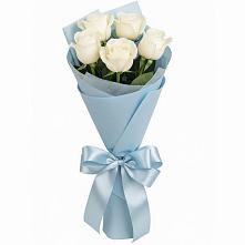 Букет 5 Белых роз Проуд в Станционно-Ояшинском