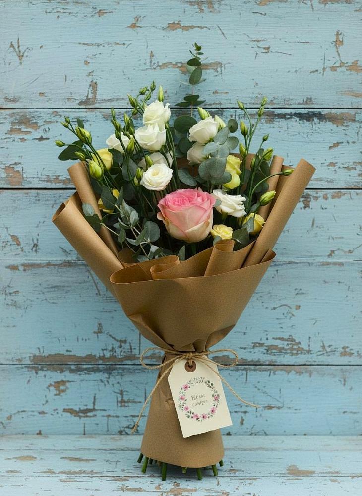 Букет цветов из: Розы и Лизиантусы в Станционно-Ояшинском