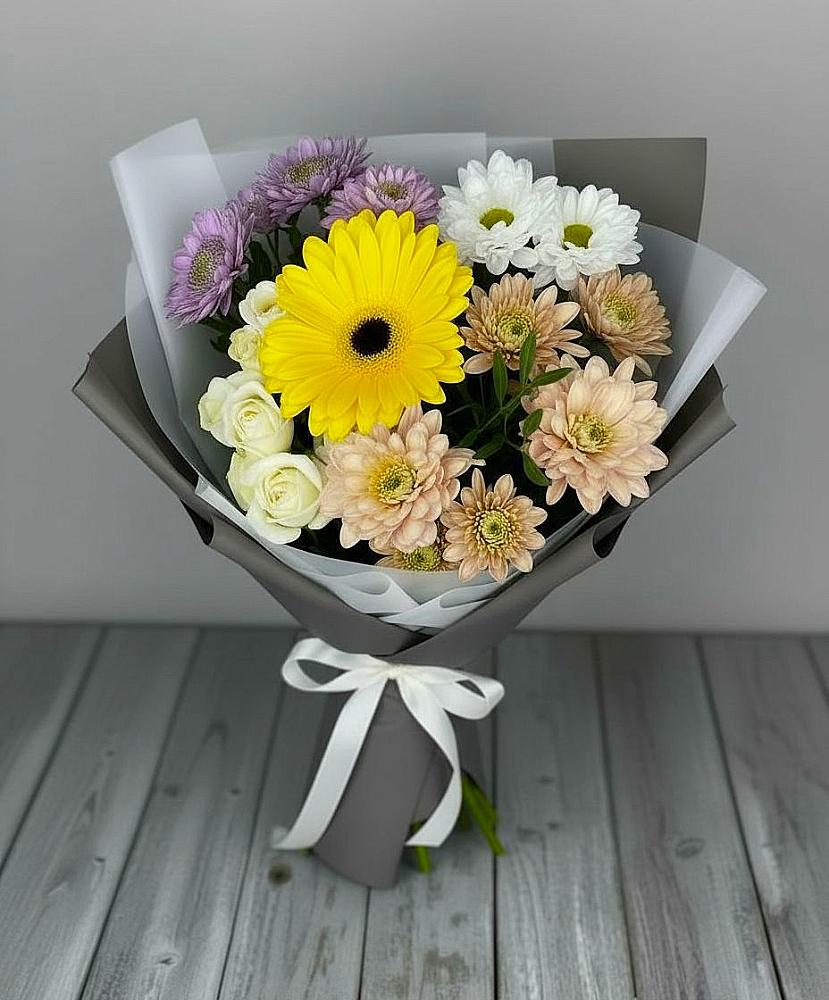 Букет цветов из: Розы, Герберы и Хризантемы в Станционно-Ояшинском