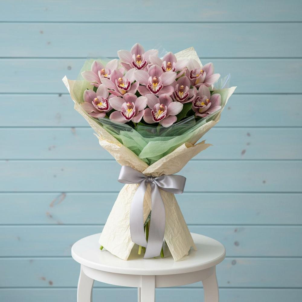 Букет цветов из: Орхидеи и Розы в Станционно-Ояшинском