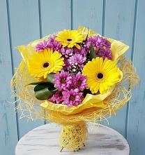 Букет цветов из:  Хризантемы и Герберы в Станционно-Ояшинском