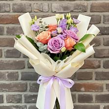 Букет цветов из:  Лизиантусы и Розы в Станционно-Ояшинском