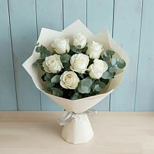 Букет Белые розы в Эвкалипте в Станционно-Ояшинском