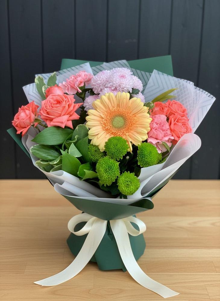 Букет цветов из: Гвоздики, Розы, Герберы и Хризантемы в Станционно-Ояшинском