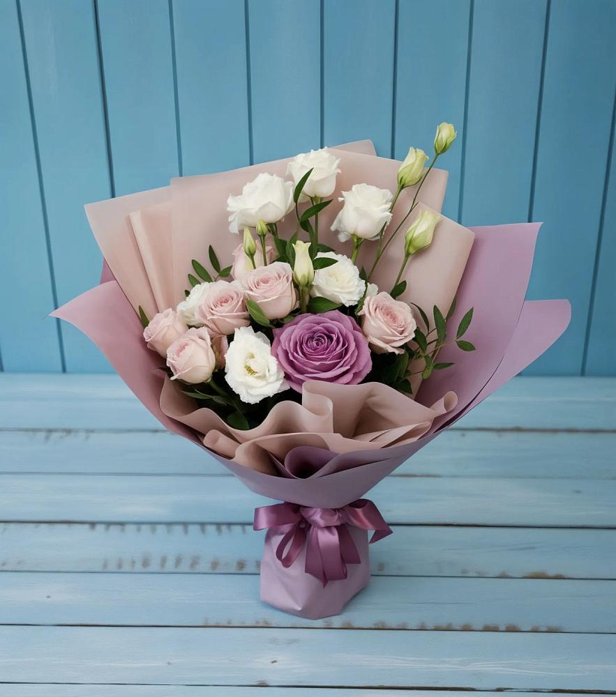 Букет цветов из: Розы и Лизиантусы в Станционно-Ояшинском